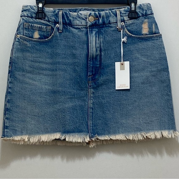 NWT Good American Micro Raw Hem Mini Skirt Size 10/30. - Picture 3 of 10